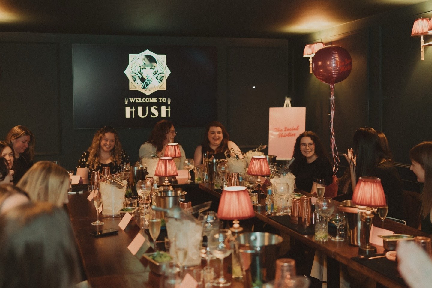 Cocktail masterclass in a private bar